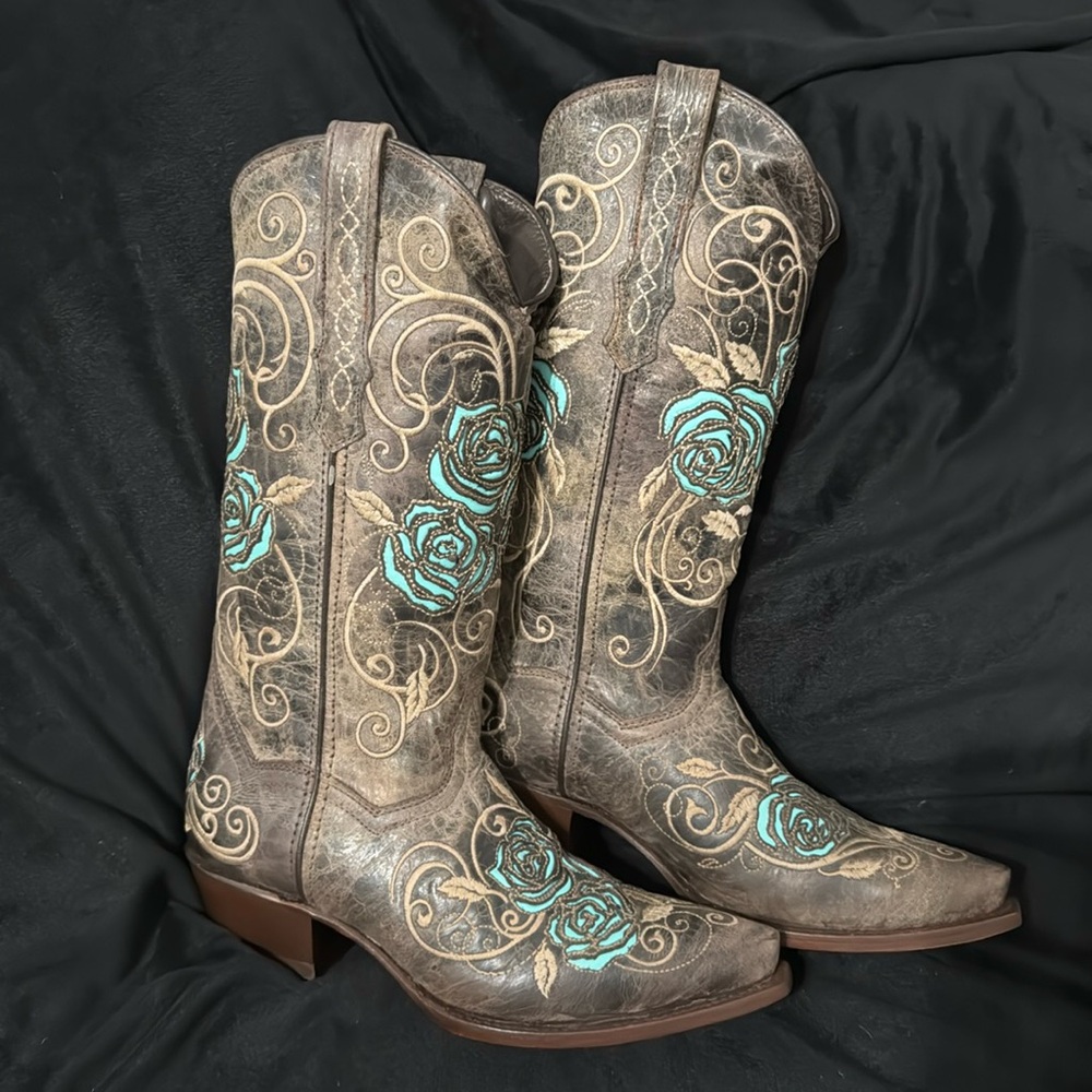 Soto Cowgirl Boots *BRAND NEW*